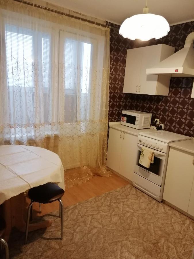 Патриарха Скрипника 7,Жд Вокзал, Ультрамарин Appartement Kiev Buitenkant foto